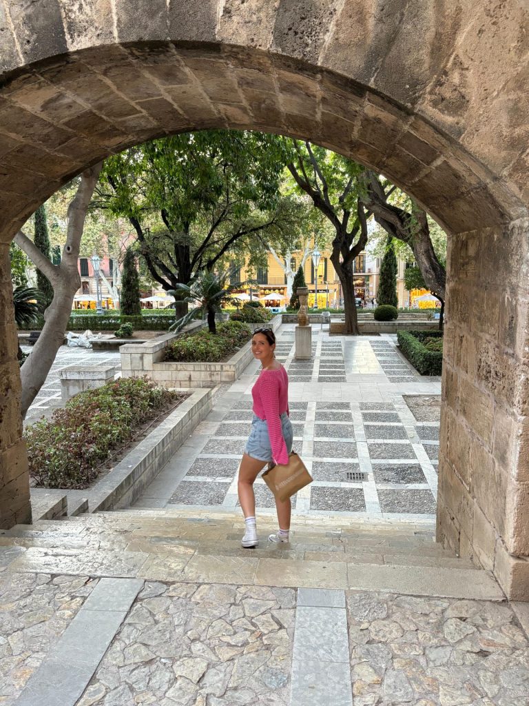 22e34dd1-3667-4a22-89e2-f261389f3789